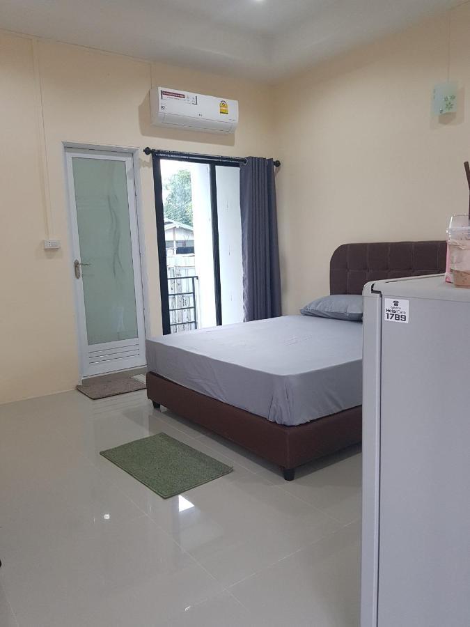 Room62 Lom Sak Екстер'єр фото